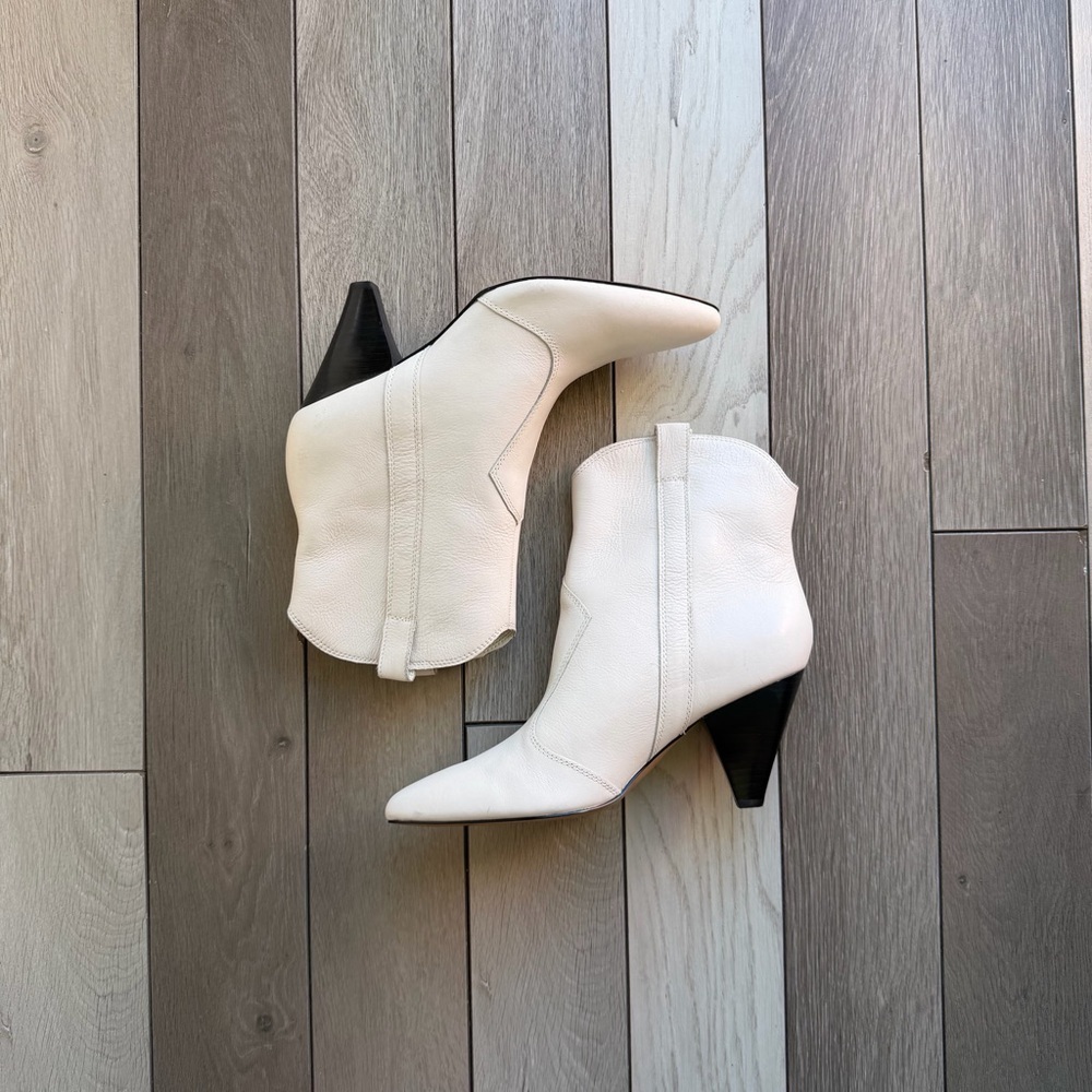 Marc Fisher LTD Carissa Boot